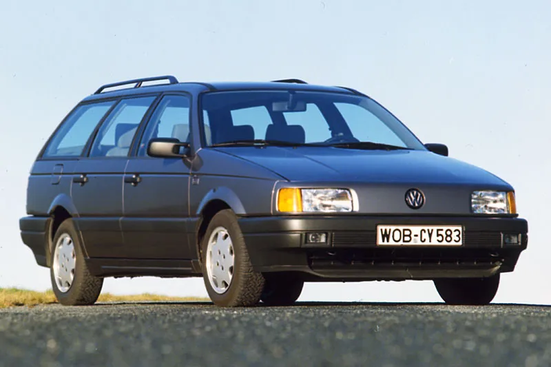Volkswagen Passat 1.6 1988 photo - 11