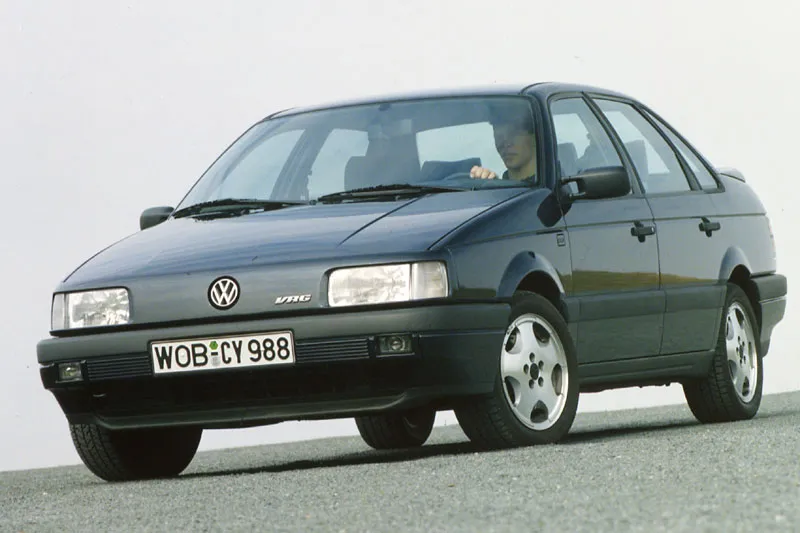 Volkswagen Passat 1.6 1988 photo - 3