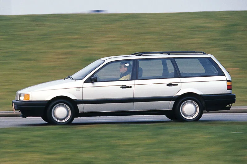 Volkswagen Passat 1.8 1989 photo - 11