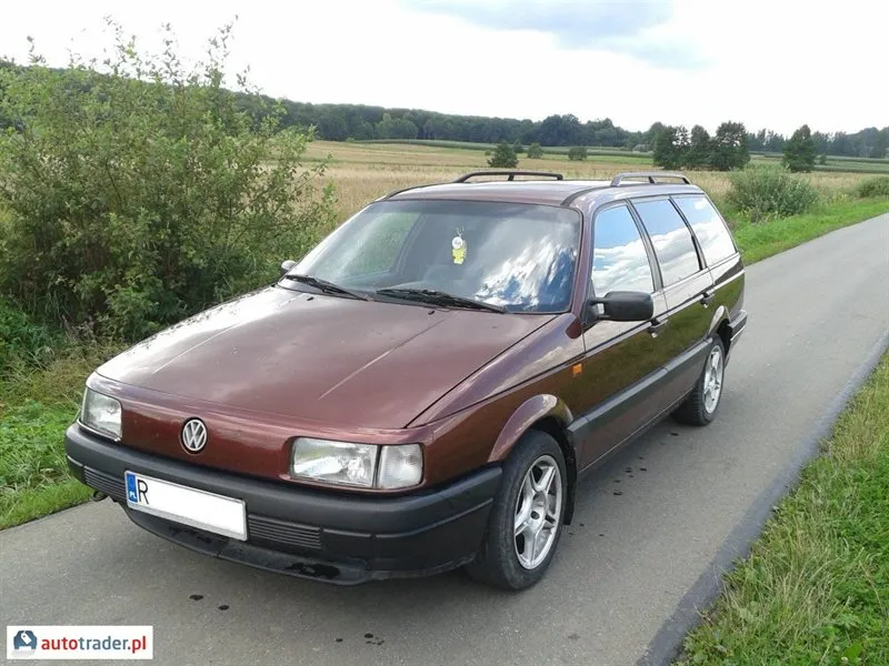 Volkswagen Passat 1.8 1991 photo - 5