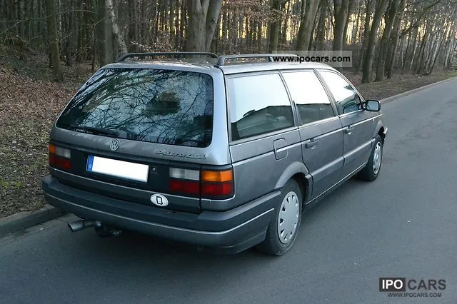 Volkswagen Passat 1.8 1991 photo - 9