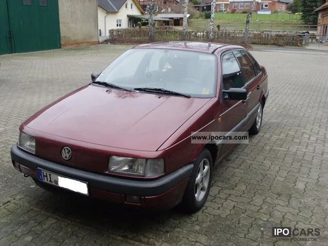 Volkswagen Passat 1.8 1992 photo - 3
