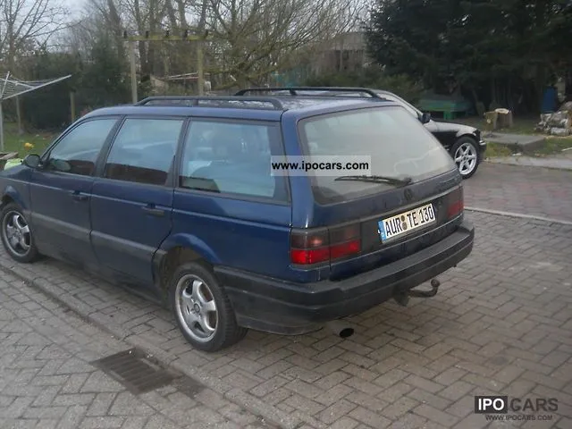 Volkswagen Passat 1.8 1993 photo - 12