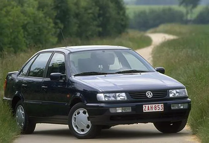Volkswagen Passat 1.8 1993 photo - 4