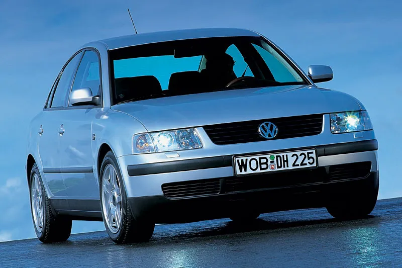 Volkswagen Passat 1.8 1997 photo - 7