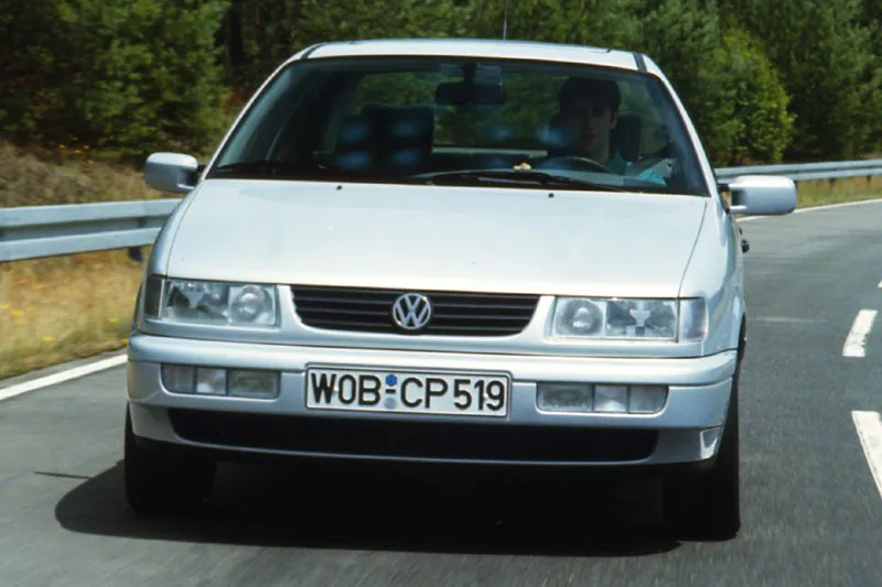 Volkswagen Passat 1.9 1994 photo - 9