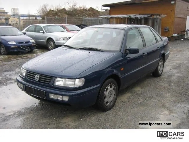 Volkswagen Passat 2.0 1996 photo - 6