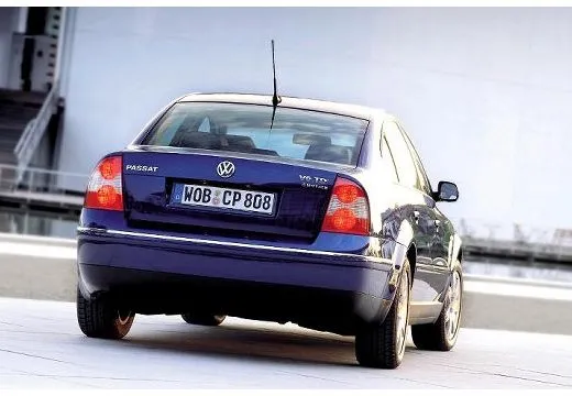 Volkswagen Passat 2.0 1999 photo - 6