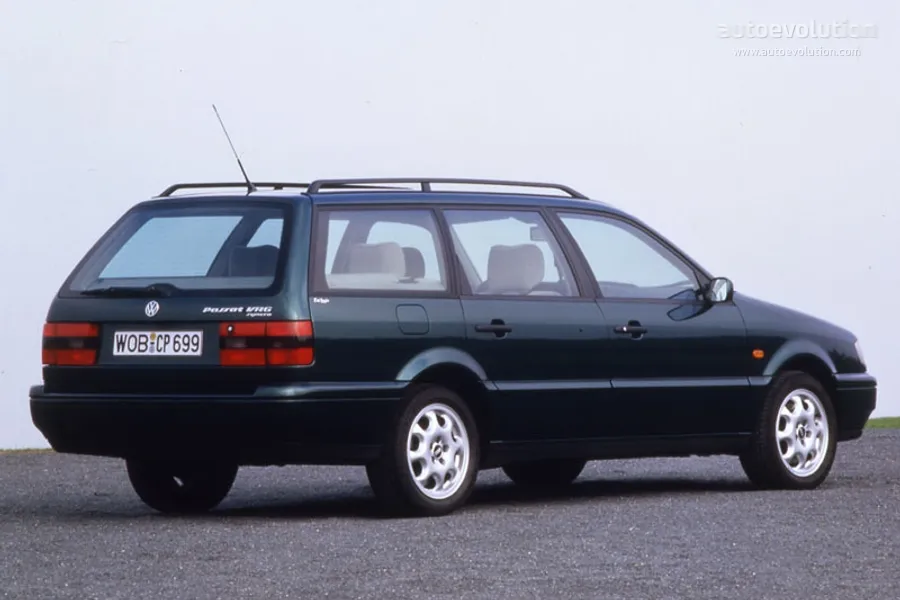 Volkswagen Passat 2.9 1993 photo - 2
