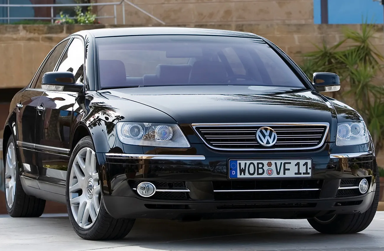 Volkswagen Phaeton 6.0 2006 photo - 1