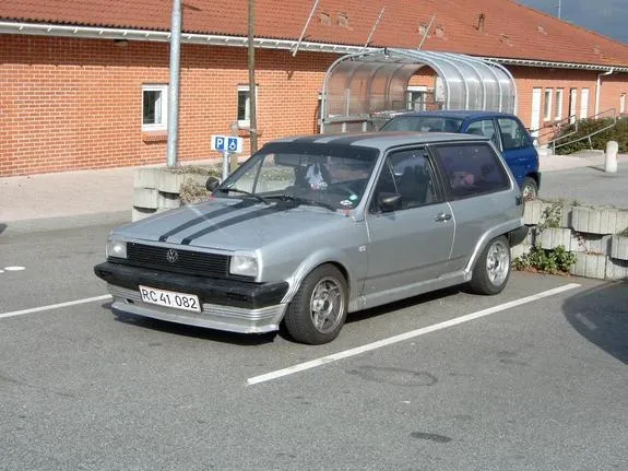 Volkswagen Polo 1.1 1989 photo - 3