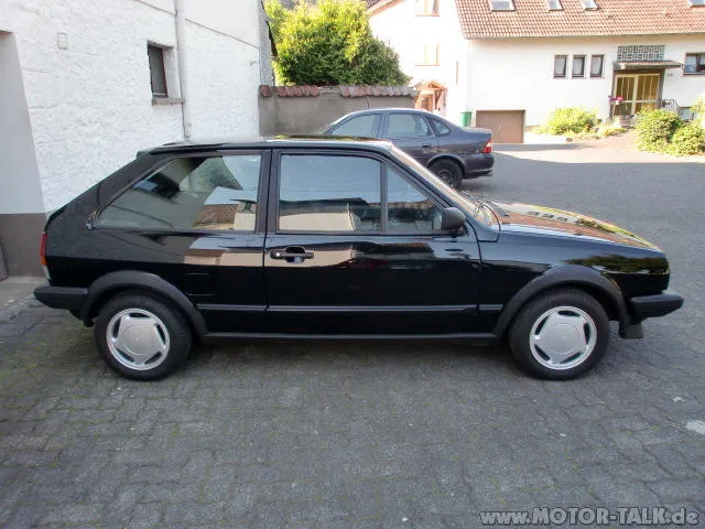 Volkswagen Polo 1.4 1985 photo - 12