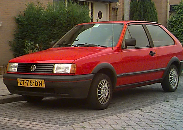 Volkswagen Polo 1.4 1990 photo - 10