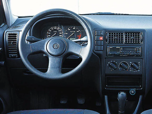 Volkswagen Polo 1.4 1995 photo - 4