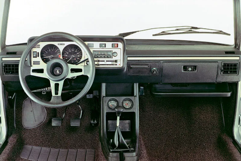 Volkswagen Scirocco 1.6 1977 photo - 6