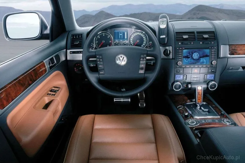 Volkswagen Touareg 3.2 2003 photo - 9